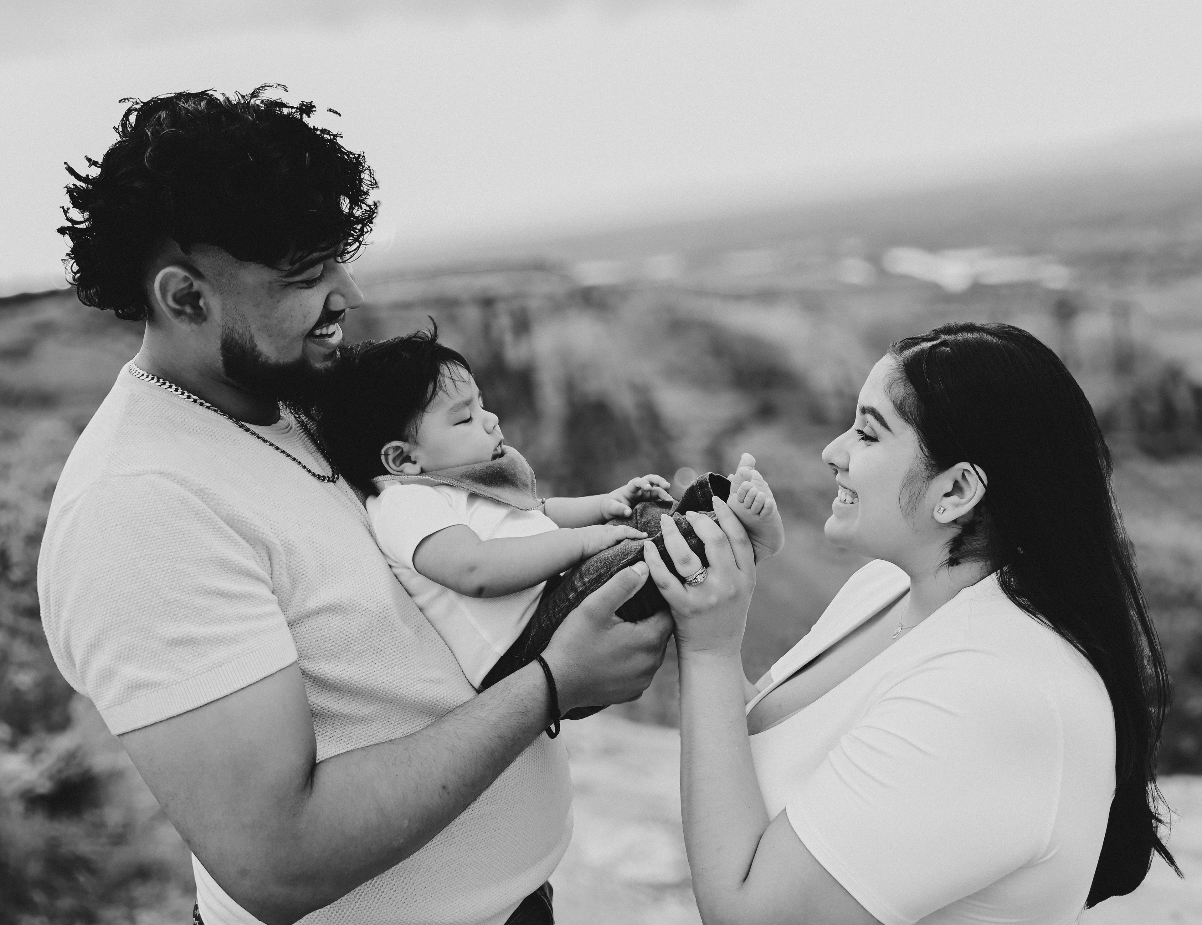 Capturing Love and Life: A Family Photography Session at the Colorado National Monument